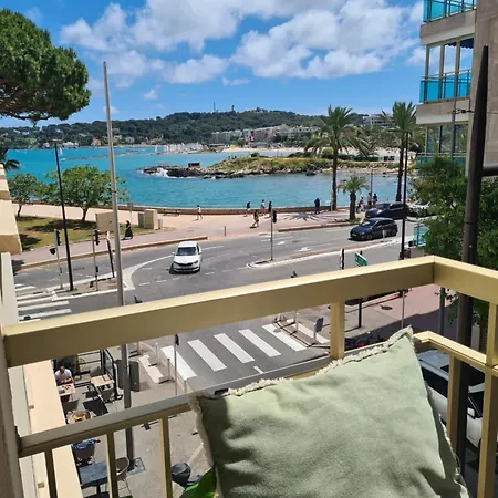 Апартаменты Devant La *